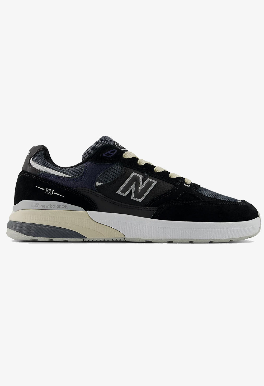 NB NUMERIC NM933 – Street Machine Skateboarding
